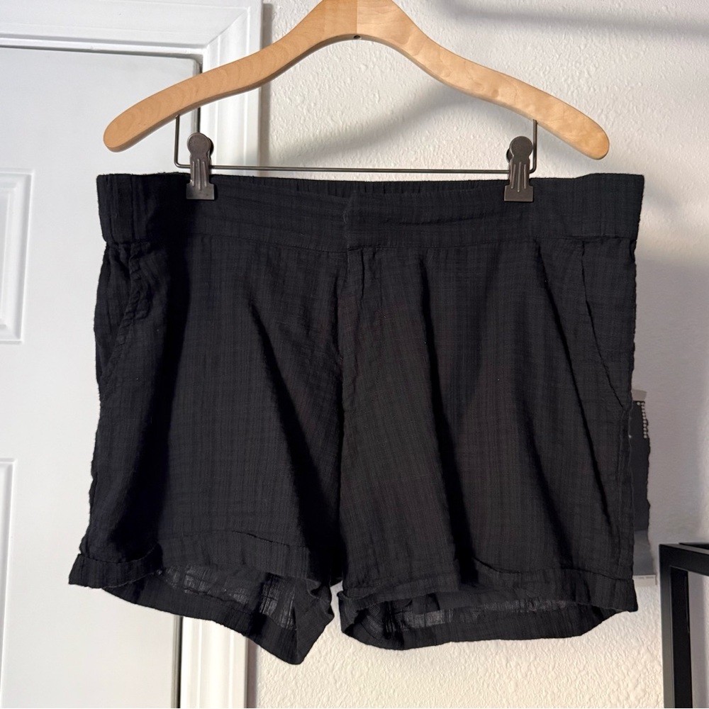 HATCH black cotton blend cuffed hem shorts‎